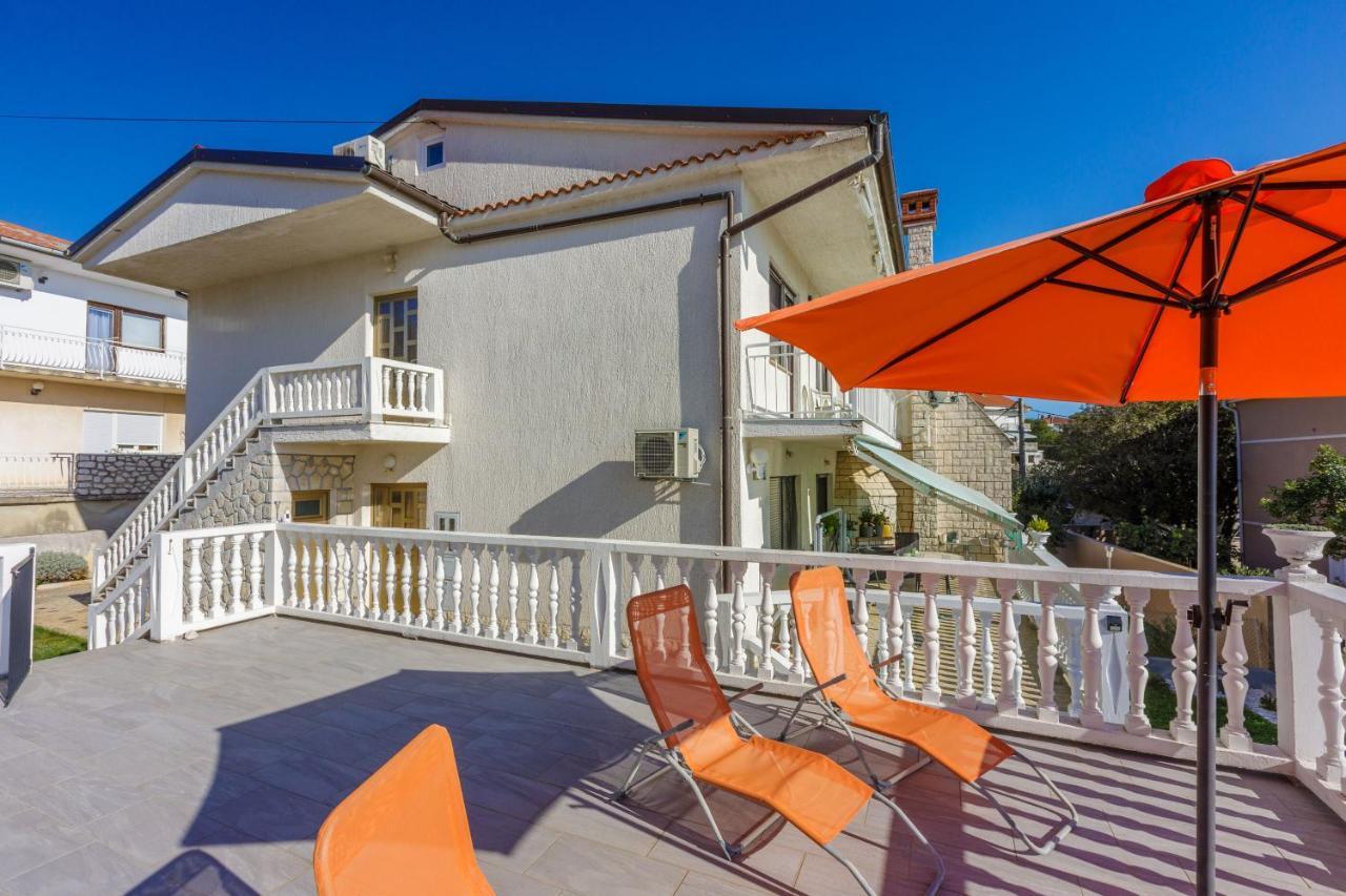 Apartments Budzyn Novi Vinodolski Ngoại thất bức ảnh