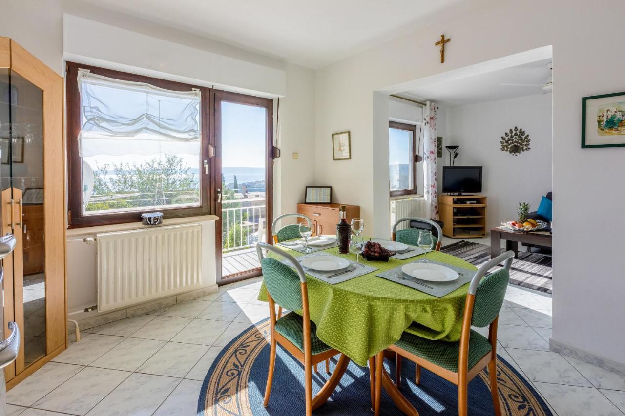Apartments Budzyn Novi Vinodolski Ngoại thất bức ảnh