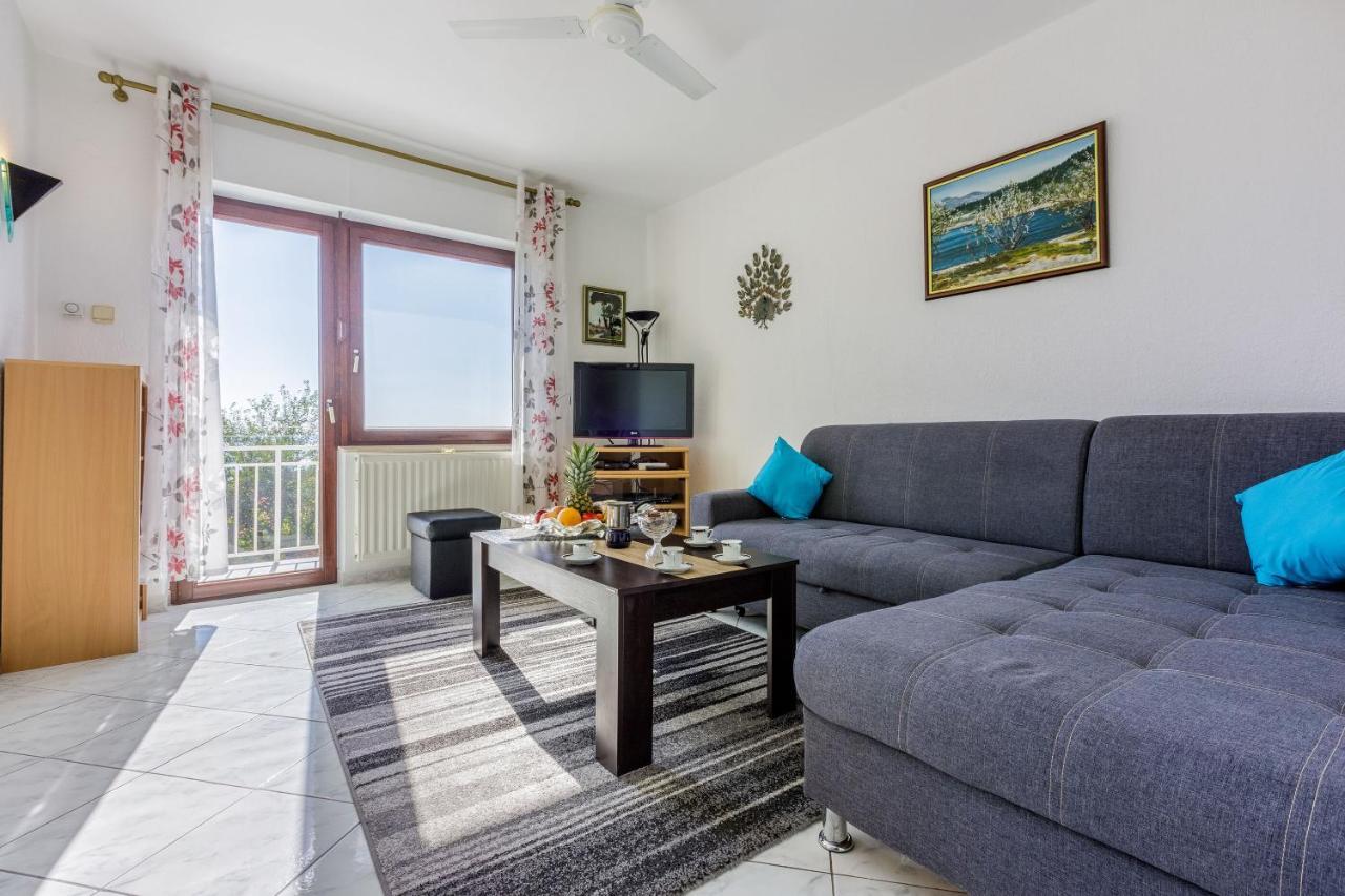 Apartments Budzyn Novi Vinodolski Ngoại thất bức ảnh